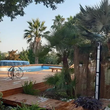 Il Casale Del Sogno Bed & Breakfast 3*